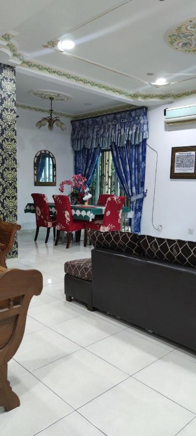 Hawwa Sara Muslim Homestay Malacca Exterior foto